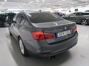 BMW 330 bild 8