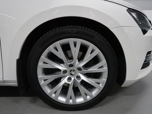 Skoda Superb bild 11