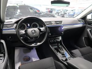 Skoda Superb bild 15