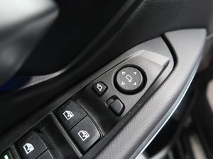 BMW 330 bild 30