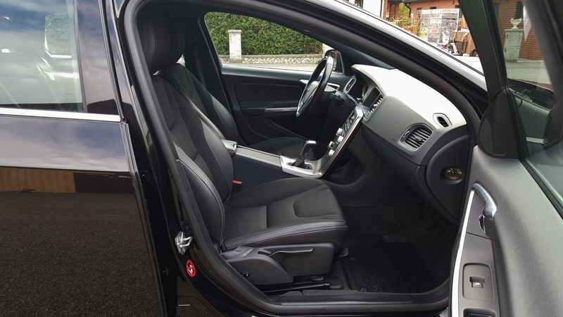 Volvo V60 bild 4
