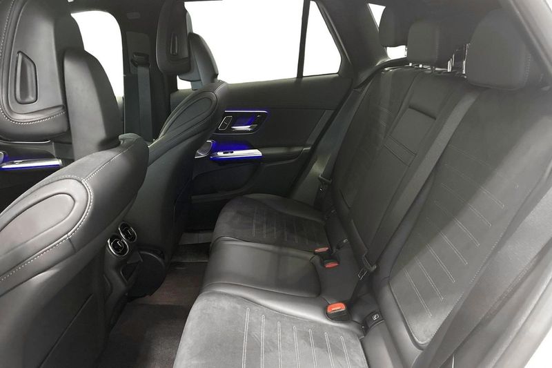 Mercedes GLC300 bild 15
