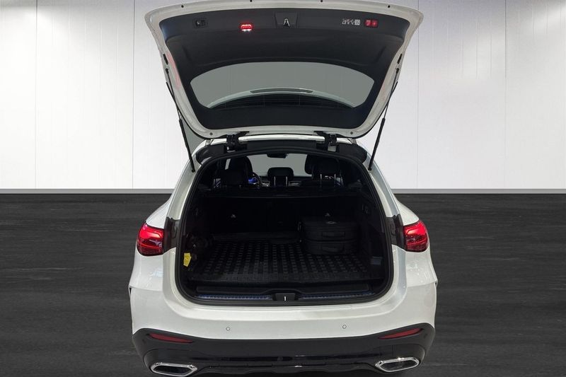 Mercedes GLC300 bild 6