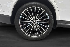 Mercedes GLC300 bild 7