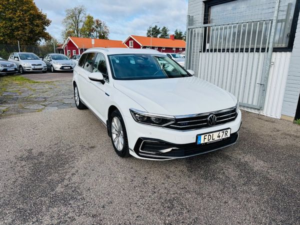 Volkswagen Passat Sportscombi GTE 1.4 TSI 218HK EXECUTIVE / DRAG / NAVI - 2021
