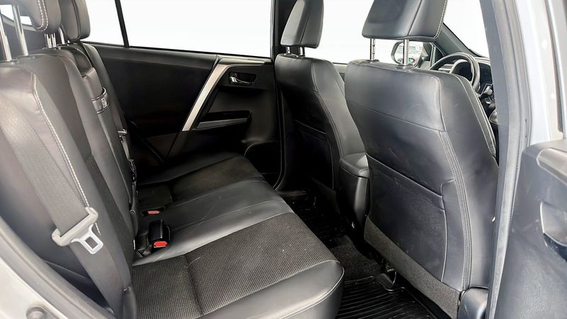 Toyota RAV4 bild 5