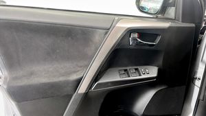 Toyota RAV4 bild 11