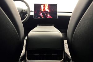 Tesla Model Y bild 16