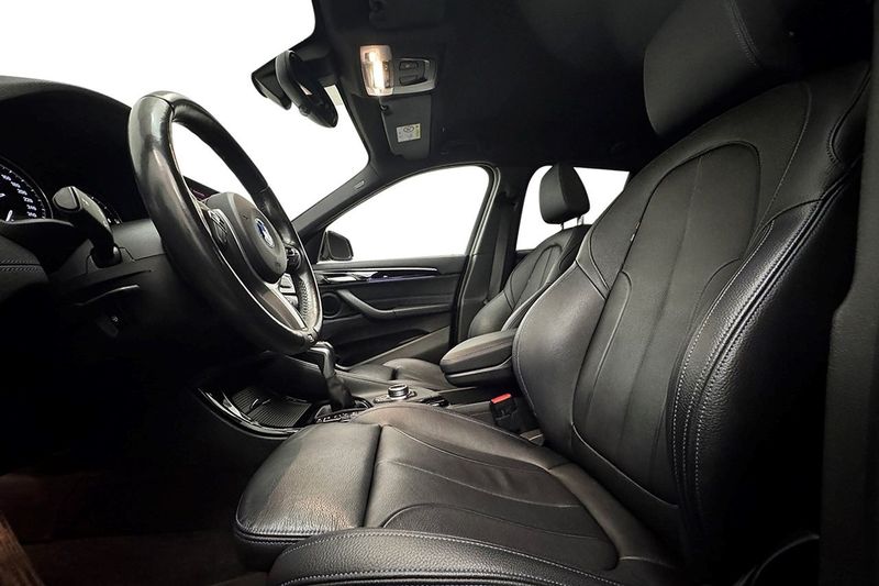 BMW X1 bild 12