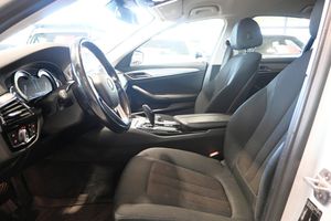 BMW 520 bild 9