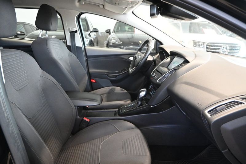 Ford Focus bild 11