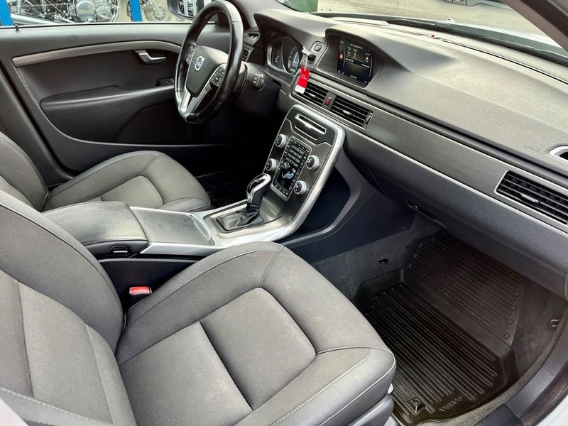 Volvo XC70 bild 6