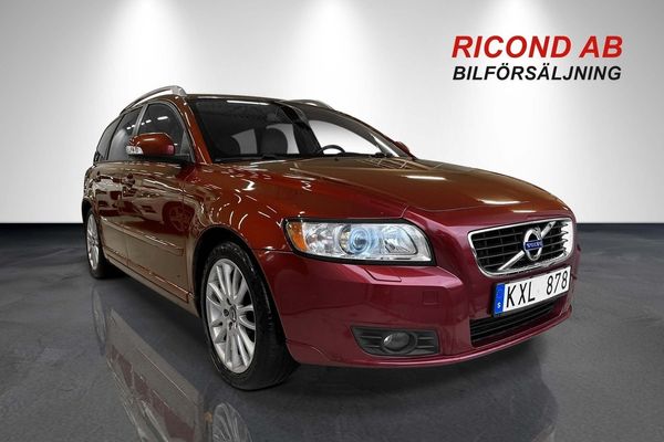 Volvo V50 D2 SUMMUM 6 VÄXLAD SKINN VÄRMARE LÅGMIL - 2011