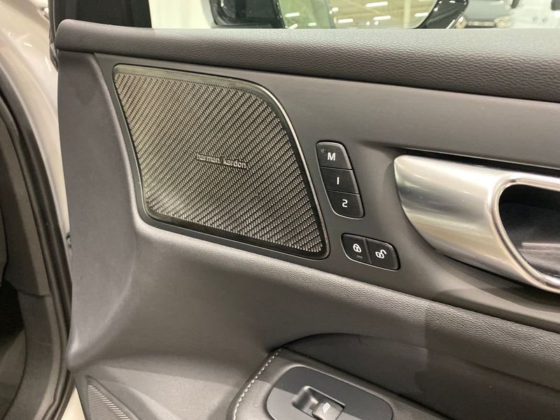 Volvo V60 bild 8