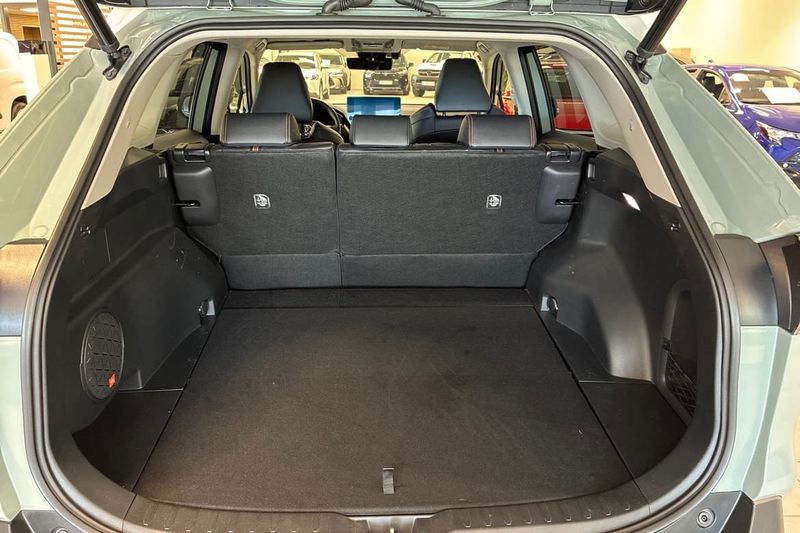 Toyota RAV4 bild 10