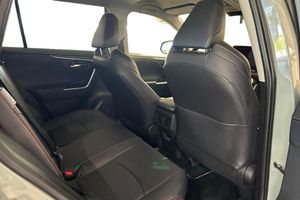 Toyota RAV4 bild 8