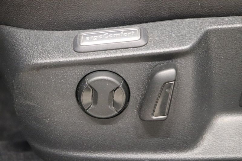 Volkswagen Passat bild 10