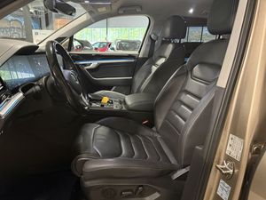 Volkswagen Touareg bild 6