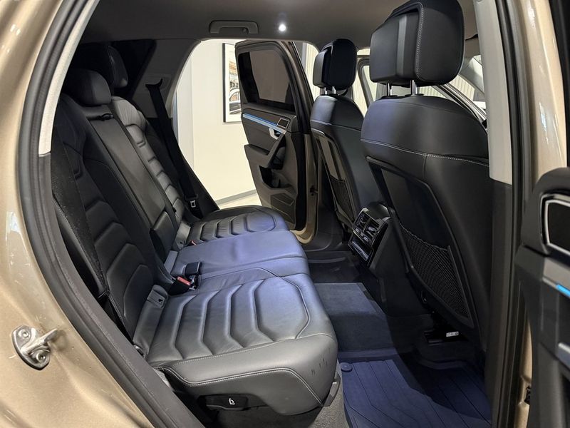 Volkswagen Touareg bild 7