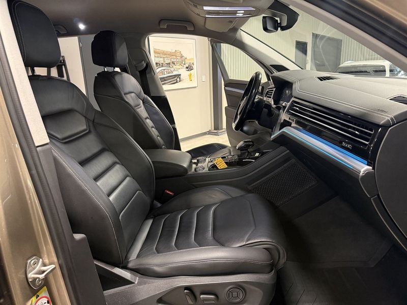 Volkswagen Touareg bild 8