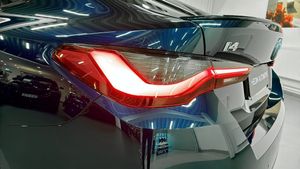 BMW i4 bild 12