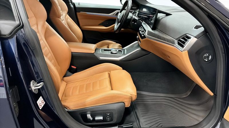 BMW i4 bild 3