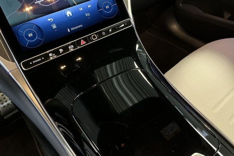 Mercedes GLC300 bild 12