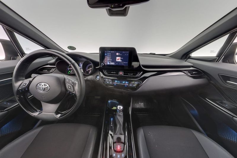 Toyota C-HR bild 12