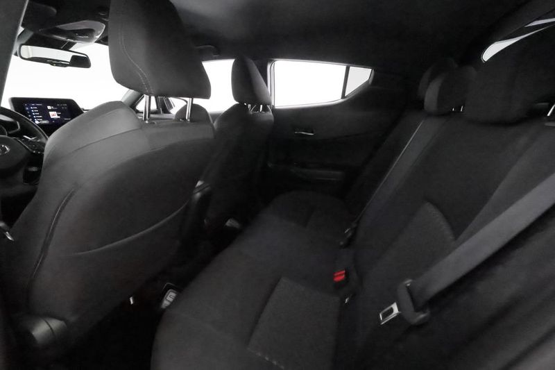 Toyota C-HR bild 19