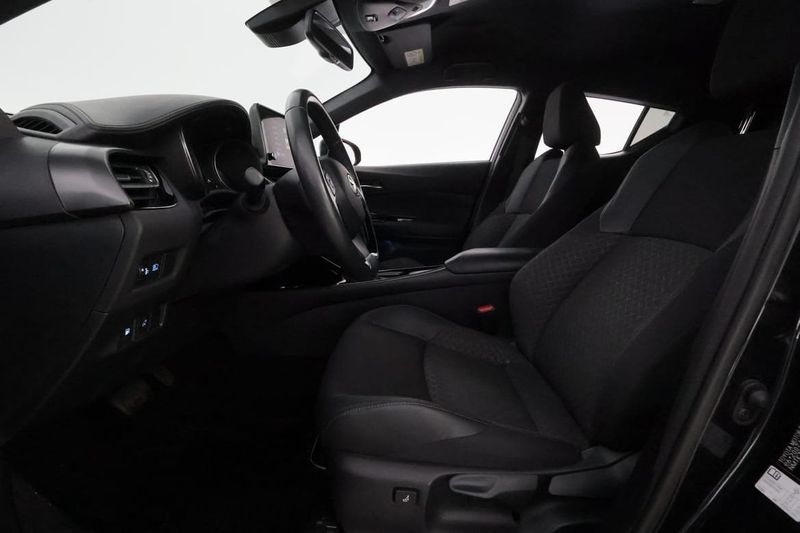 Toyota C-HR bild 9