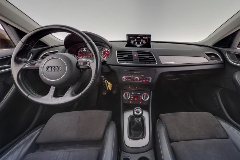 Audi Q3 bild 12