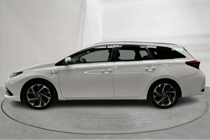 Toyota Auris bild 2