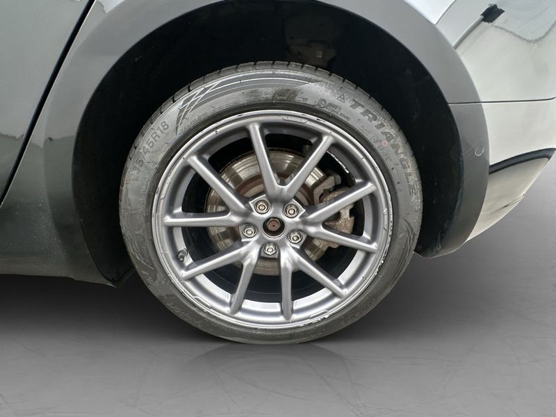 Tesla Model 3 bild 29