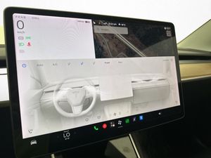 Tesla Model 3 bild 23