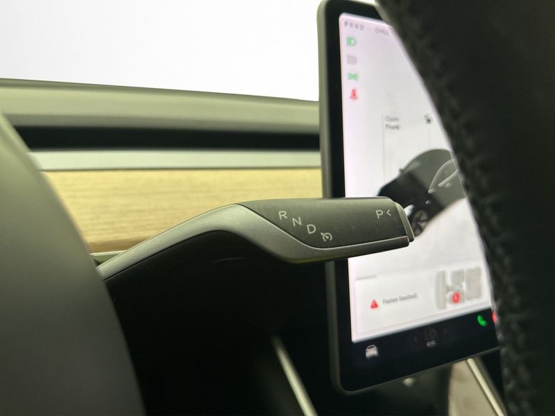 Tesla Model 3 bild 33