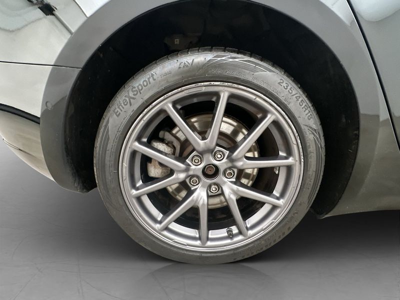 Tesla Model 3 bild 30