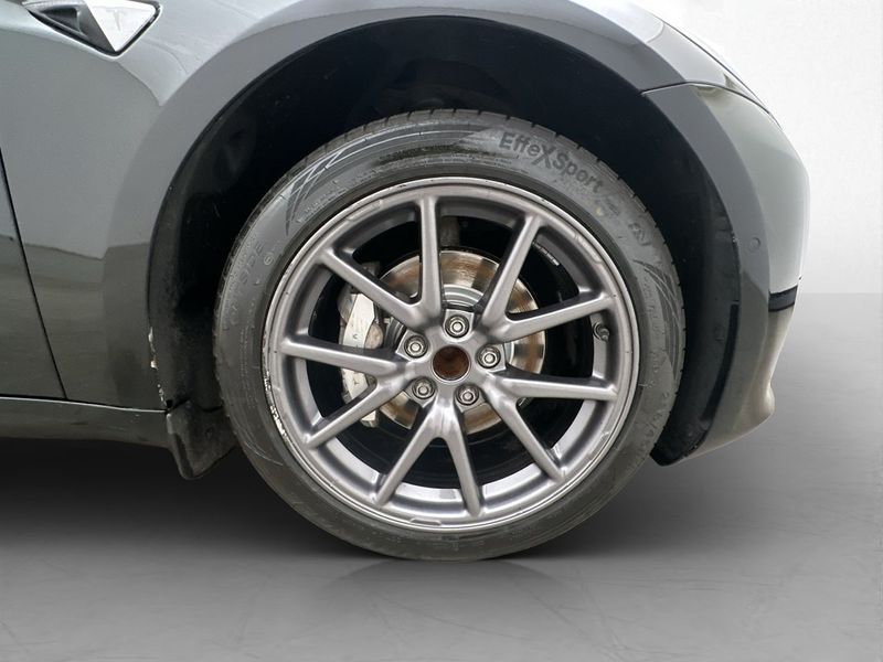 Tesla Model 3 bild 31