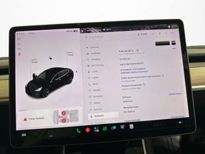 Tesla Model 3 bild 21