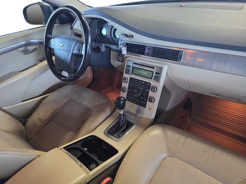 Volvo V70 bild 8