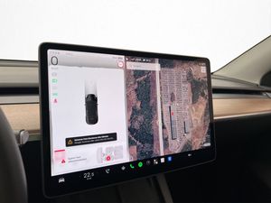 Tesla Model Y bild 19