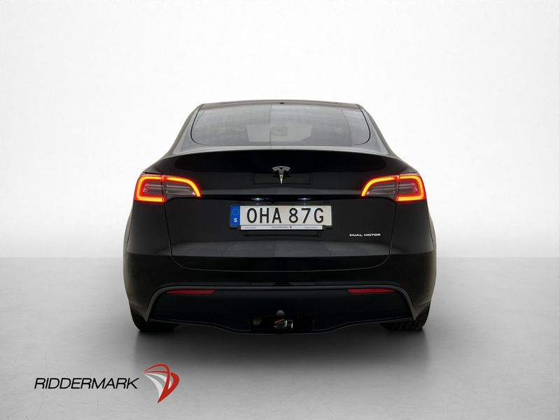 Tesla Model Y bild 8