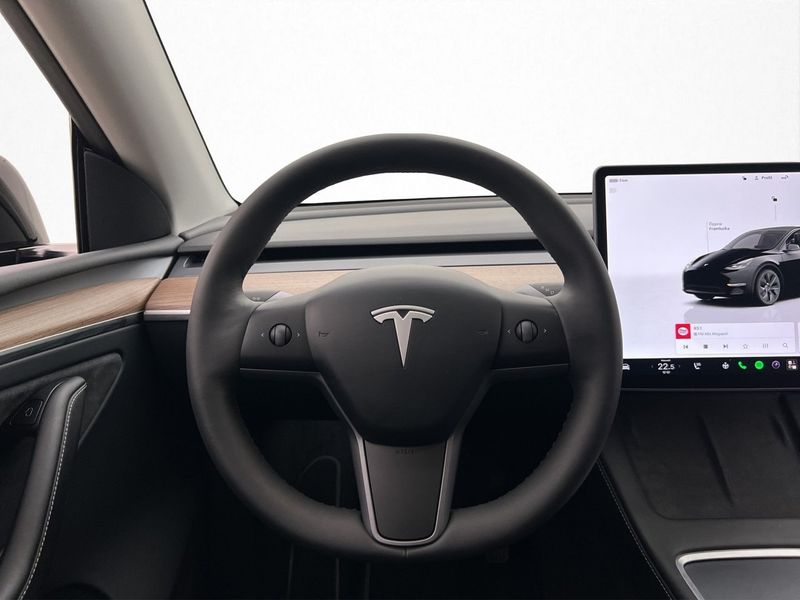 Tesla Model Y bild 13