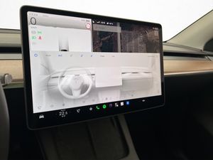 Tesla Model Y bild 21