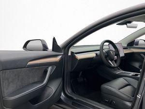 Tesla Model 3 bild 10