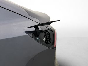 Tesla Model 3 bild 29