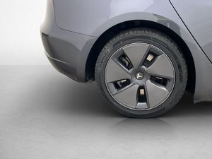 Tesla Model 3 bild 30