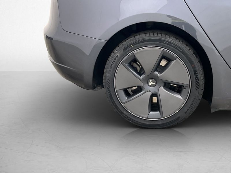 Tesla Model 3 bild 30