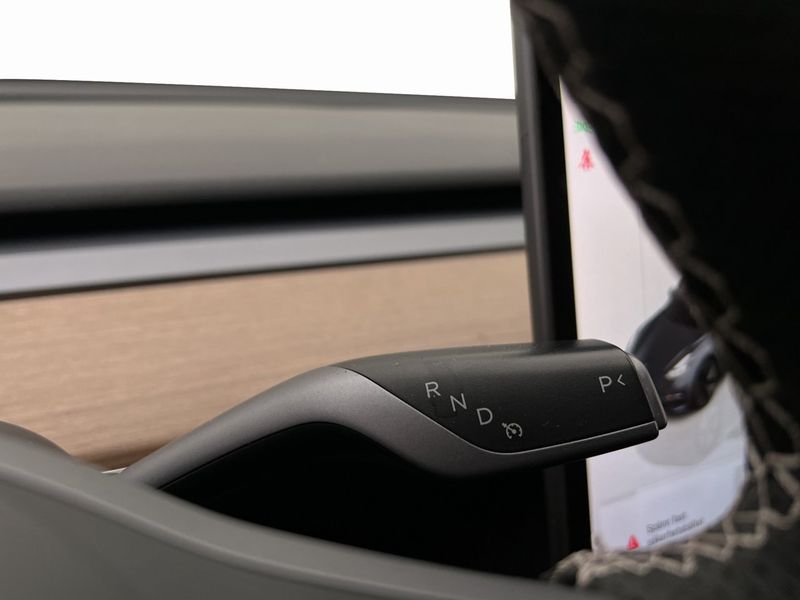 Tesla Model 3 bild 16