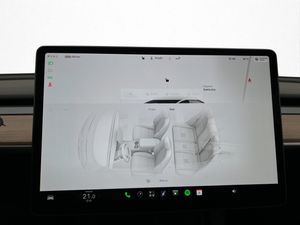 Tesla Model 3 bild 21