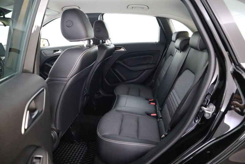 Mercedes B180 bild 13